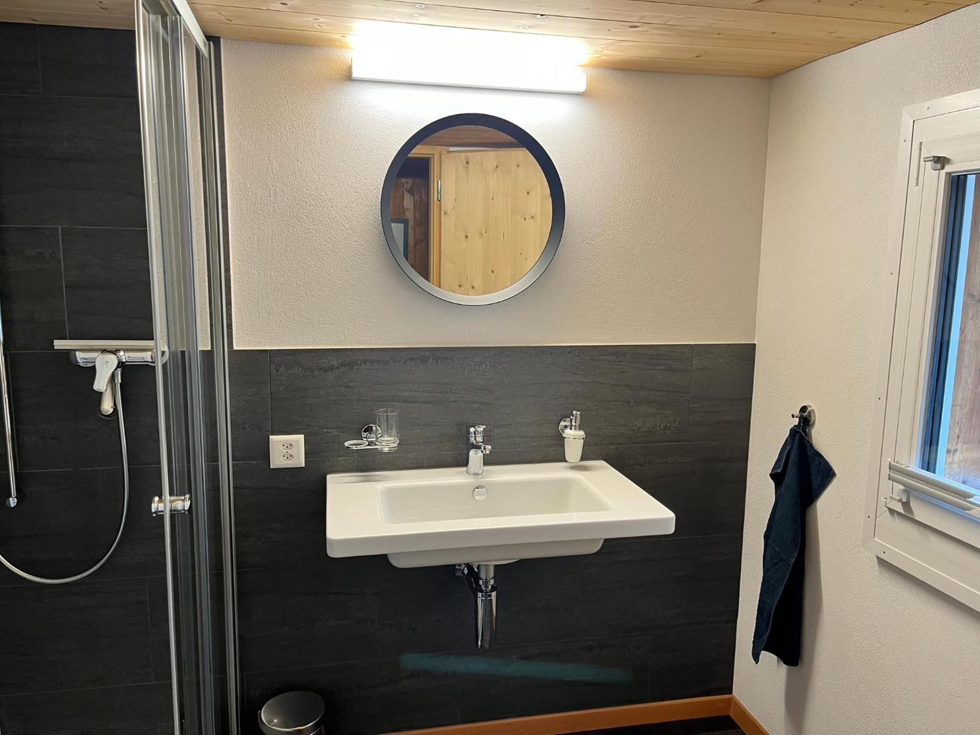 Hof Surri Apartman Schiers Kültér fotó